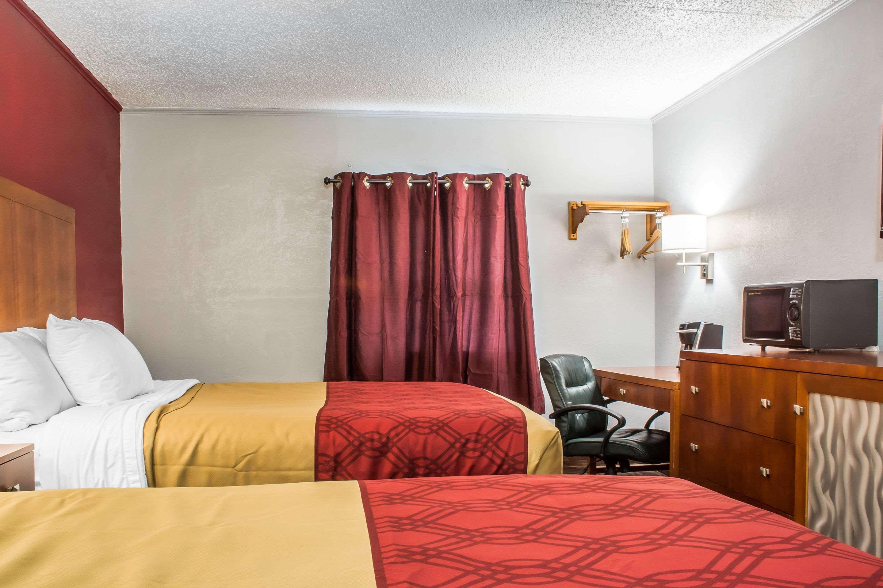 Econo Lodge Brockport Exterior foto