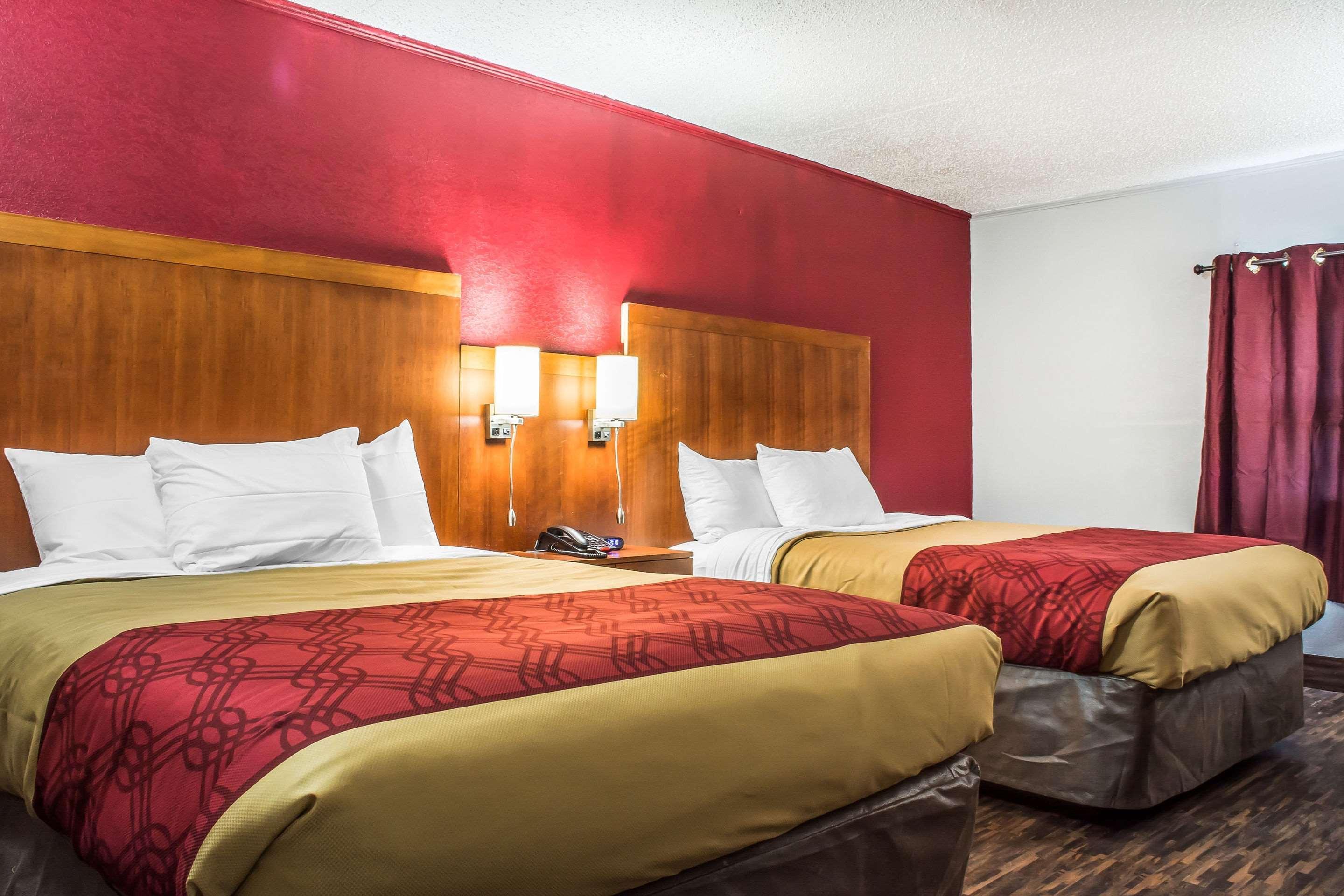 Econo Lodge Brockport Exterior foto